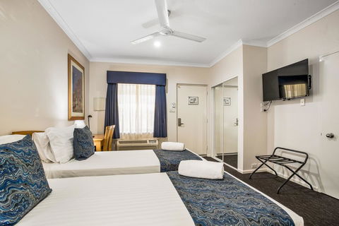Karratha Central Apartments - New South Wales Tourism  2