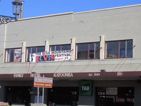 Katoomba Hotel - New South Wales Tourism  3