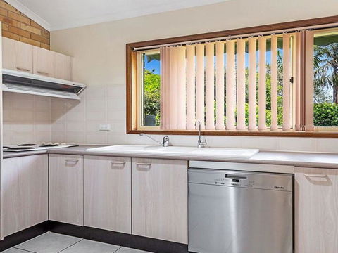 Keepsake Cottage @ Shoal Bay - New South Wales Tourism  3