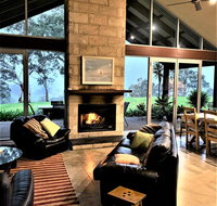Kenwood Bank Vineyard Retreat - New South Wales Tourism 