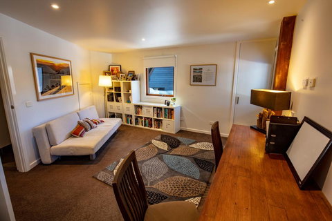 Kenyons Koppie - New South Wales Tourism  3