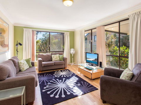 Kick Back On Karlowan - New South Wales Tourism  2