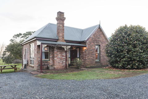 Killynaught Spa Cottages - New South Wales Tourism  2