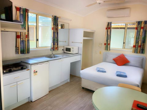 Knotts Crossing Resort - New South Wales Tourism  1