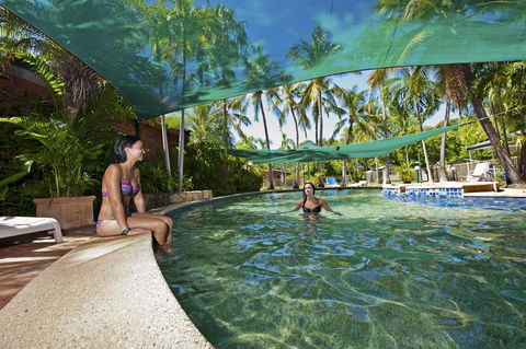 Knotts Crossing Resort - New South Wales Tourism  0