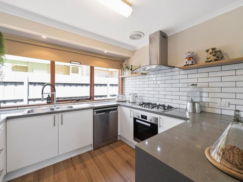 KO's Hideaway - New South Wales Tourism  0