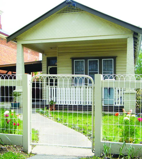 Kookaburra Cottage - New South Wales Tourism  3
