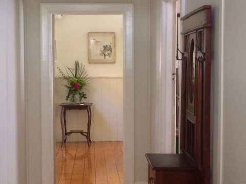 Kookaburra Cottage - New South Wales Tourism  0