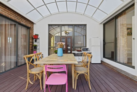 KOZYGURU Belrose Modern Designer 2 Bed + FREE Parking - New South Wales Tourism  0