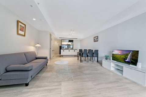 KOZYGURU HAYMARKET SYDNEY CITY VIEW 2 BED STUNNING APT NHA178-1206 - New South Wales Tourism  0
