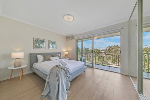 KOZYGURU MARSFIELD WALK TO MACQUARIE UNIVERSITY 3 BEDROOM NMA094 - New South Wales Tourism  1