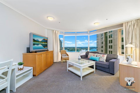 KOZYGURU THE ROCKS HARBOUR BRIDGE VIEW 1 BED APT SWIMMING POOL NTR098 - New South Wales Tourism  0