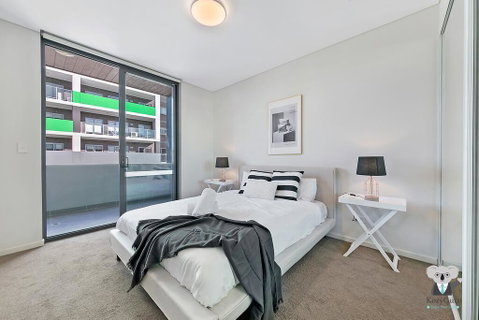 KOZYGURU WOLLI CREEK KOZY 3 BED APT + FREE PARKING NWC009 - New South Wales Tourism  2