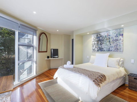 Laaqua - New South Wales Tourism  1