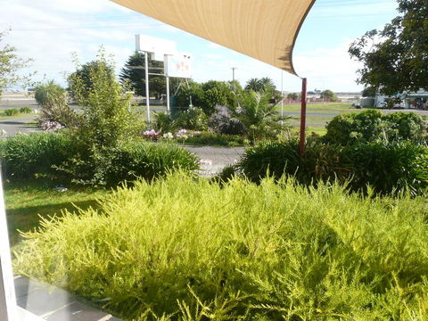 Lake Bolac Motel - New South Wales Tourism  3