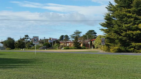 Lake Bolac Motel - New South Wales Tourism  0