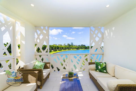 Lake Haven @ The Cove - New South Wales Tourism  0