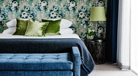 Lake House - New South Wales Tourism  3