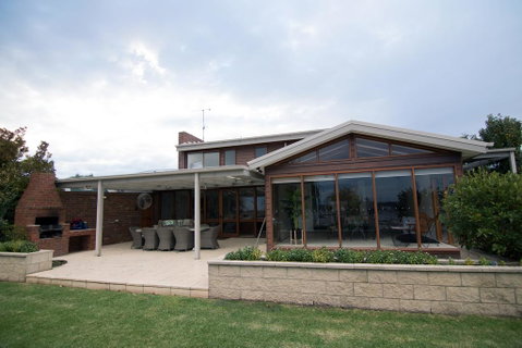 Lake House 61 Mulwala - New South Wales Tourism  3
