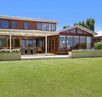 Lake House 61 Mulwala - New South Wales Tourism 