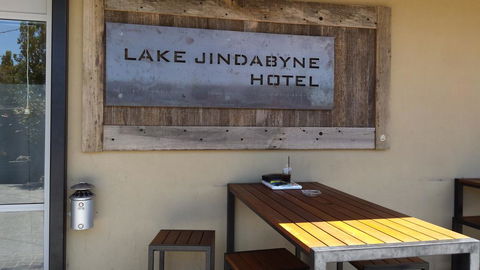 Lake Jindabyne Hotel - New South Wales Tourism  0