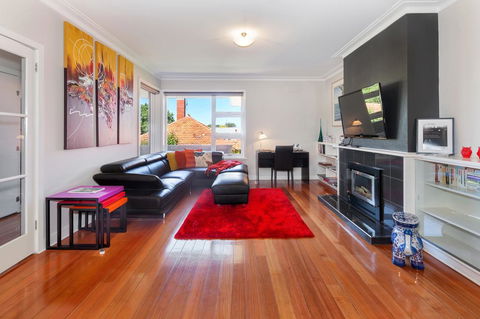 Lake Wendouree Luxury Apartments On Webster - New South Wales Tourism  1