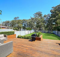 Lakeside Luxury - 13 Lake Street - New South Wales Tourism 