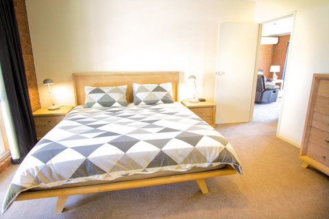 Lakeview - New South Wales Tourism  2