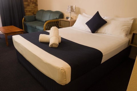 Lancaster Court Motel - New South Wales Tourism  0