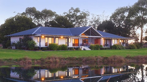 Le Reve 3 - New South Wales Tourism  0