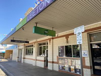 Leeton Hotel