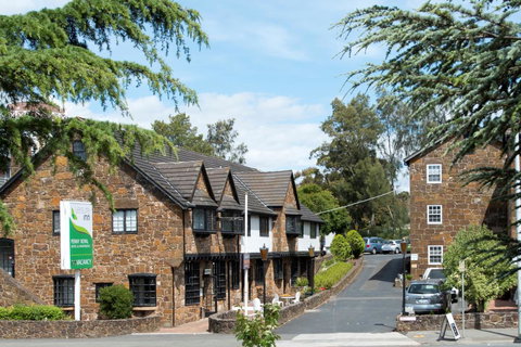 Leisure Inn Penny Royal Hotel & Apartments - New South Wales Tourism  1