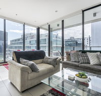 LIGHT AIRY SPACIOUS QUEENS ROAD APARTMENT - New South Wales Tourism 
