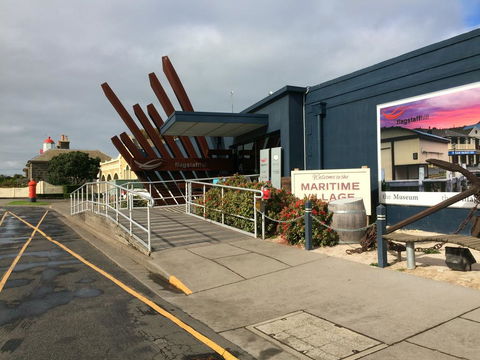 Lighthouse Lodge - New South Wales Tourism  3