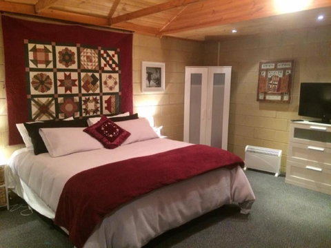 Lillicur Vineyard B&B - New South Wales Tourism  1