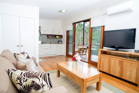 Lilypad Luxury Cabins - New South Wales Tourism  0
