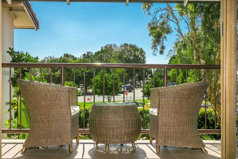 Lisa's On Lawson - New South Wales Tourism  1