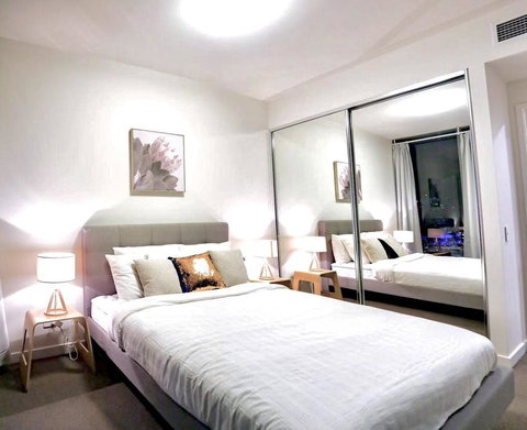 Lucid Apartment South Brisbane - New South Wales Tourism  1