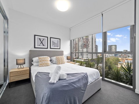 Lucid Living Brisbane - New South Wales Tourism  1