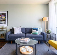 LUCY Stylish City Vibe and Views - New South Wales Tourism 