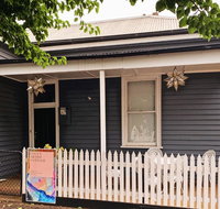 Lucys Artist Cottage - New South Wales Tourism 