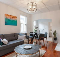 Luxurious Heritage Home with Harbour Bridge Views - New South Wales Tourism 