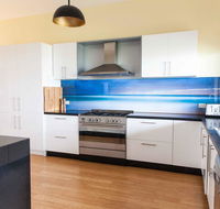 Luxurious Waterfront 10 minutes drive to Phillip Island sleeps 12