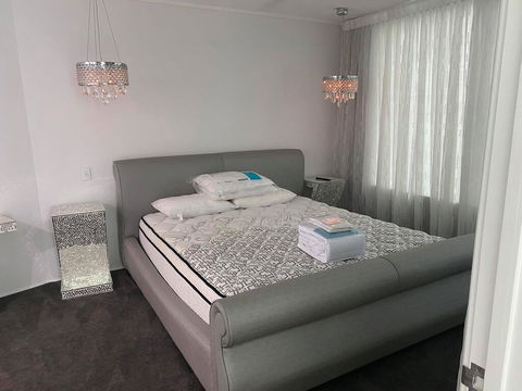 Luxury Apartment, Perfect Location - New South Wales Tourism  2