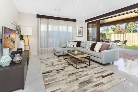Luxury Brand New Home - New South Wales Tourism  1