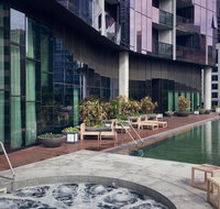 Luxury CBD - Pool Gym and Spa - New South Wales Tourism 