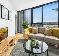Luxury Inner-city Pad with Pool Gym and Sauna - New South Wales Tourism 