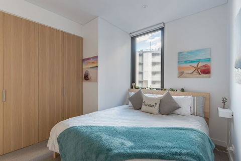 LUXURY KING APARTMENT PARRAMATTA CBD 1 MIN FROM STATION & WESTFIELD Sleeps 4 - New South Wales Tourism  2