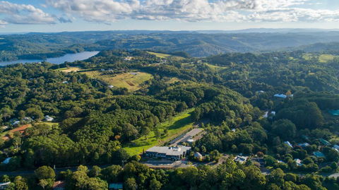 Luxury Spa Retreat With Ocean And Hinterland Views - New South Wales Tourism  1
