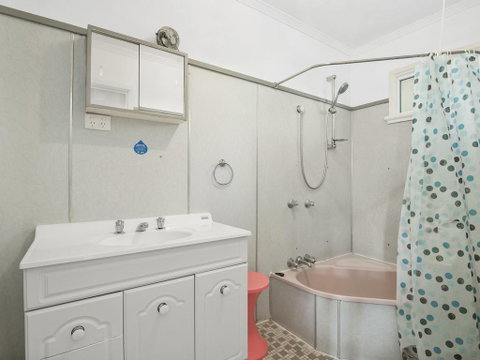 LYDSTEP BILINGA, QLD - New South Wales Tourism  2
